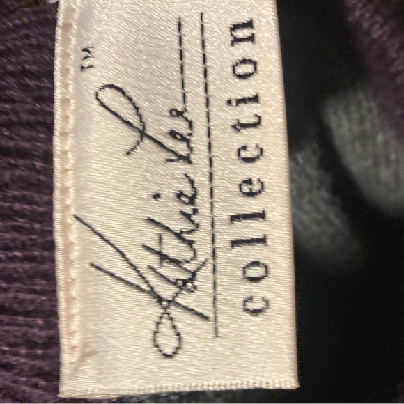 Kathi lee medium sweater gray sweater over built in top - Picture 10 of 11